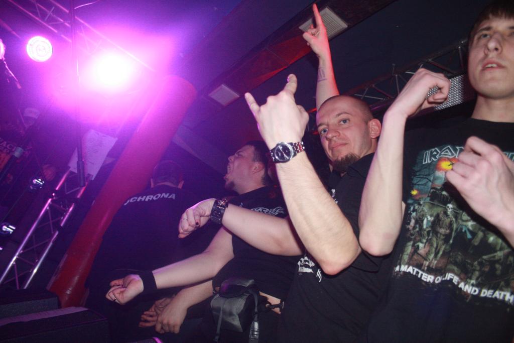AMOKH i Acid Drinkers