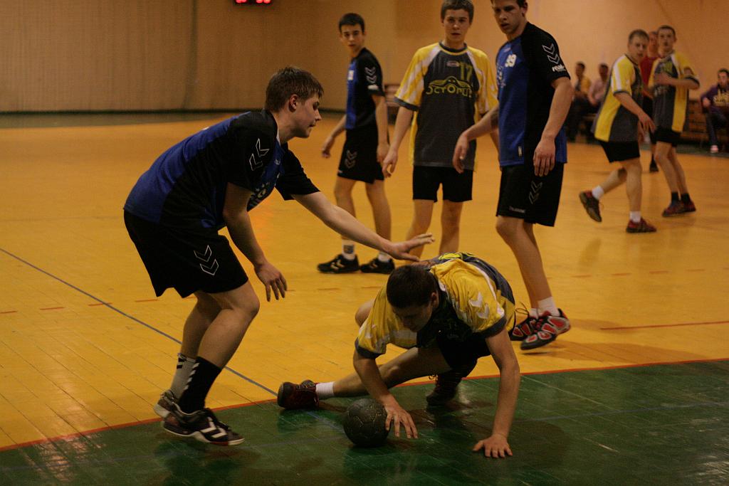 Zwycięstwo juniorów mł. Dziewiątki