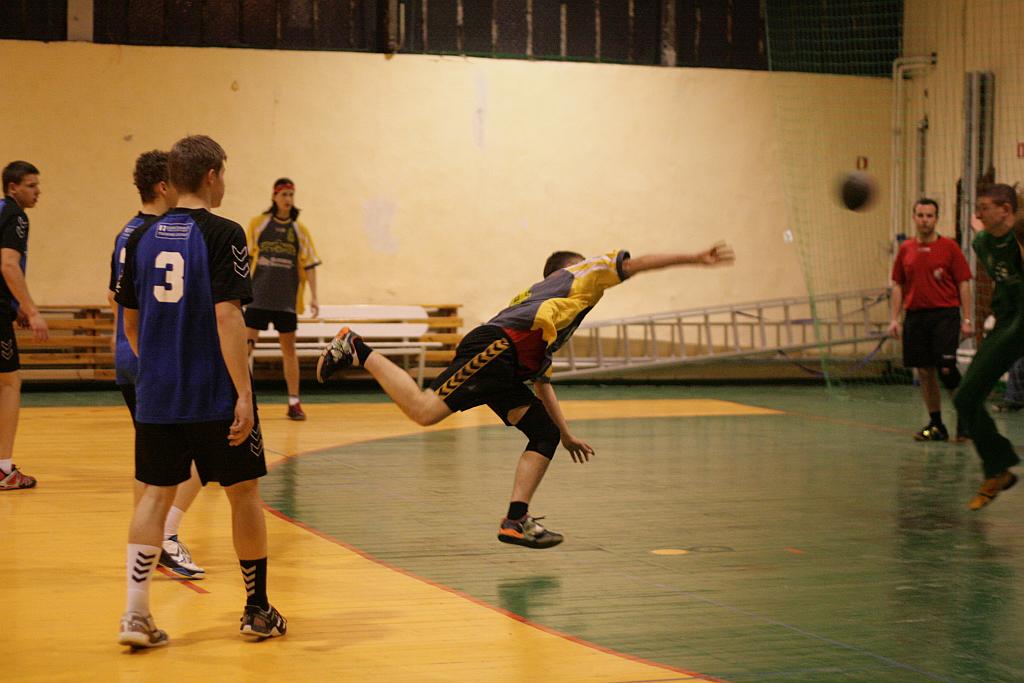Zwycięstwo juniorów mł. Dziewiątki