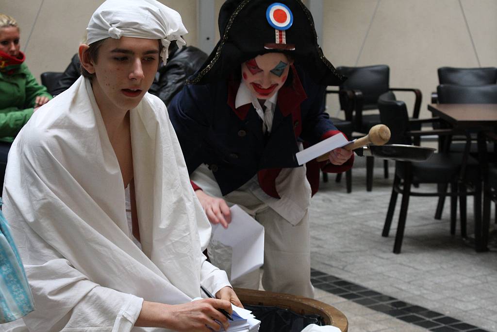 Happening z okazji Dnia Teatru