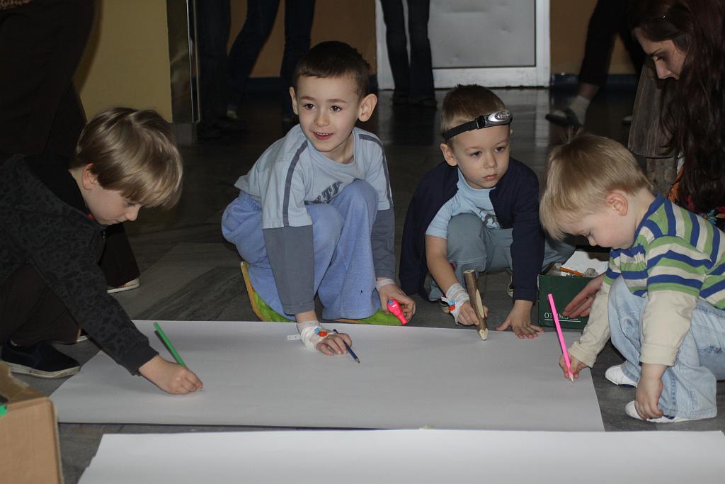 Happening z okazji Dnia Teatru