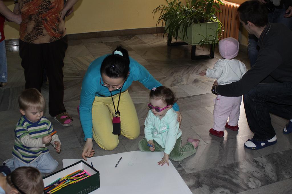 Happening z okazji Dnia Teatru