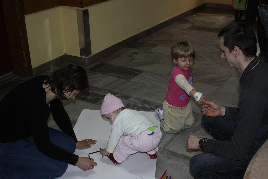 Happening z okazji Dnia Teatru
