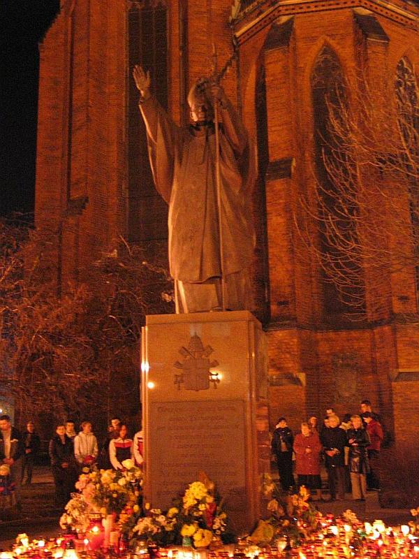 Pięć lat temu w Legnicy i w Rzymie