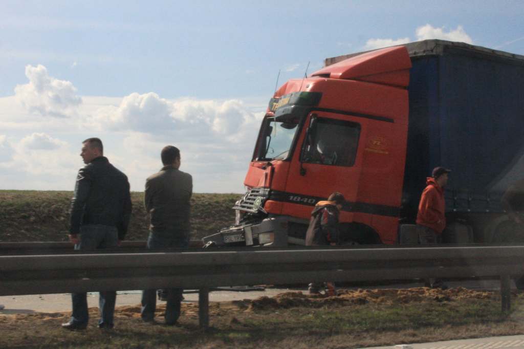 Wypadek i kolizja. A4 zakorkowana