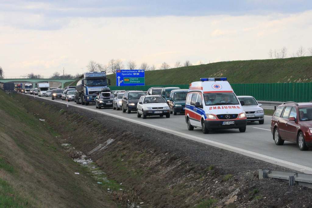Wypadek i kolizja. A4 zakorkowana