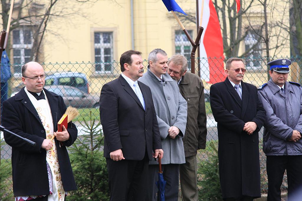 Zasadzili „Dęby Pamięci”