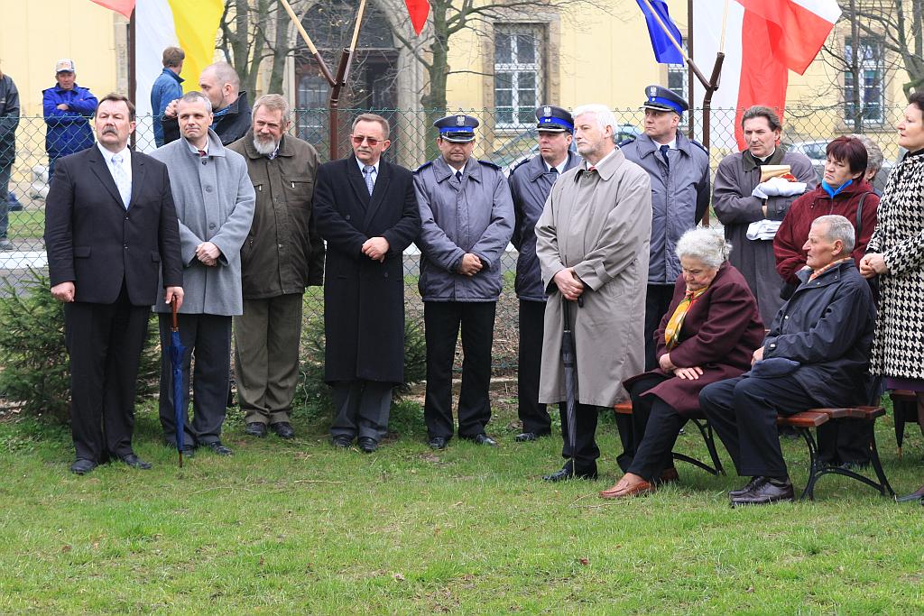 Zasadzili „Dęby Pamięci”