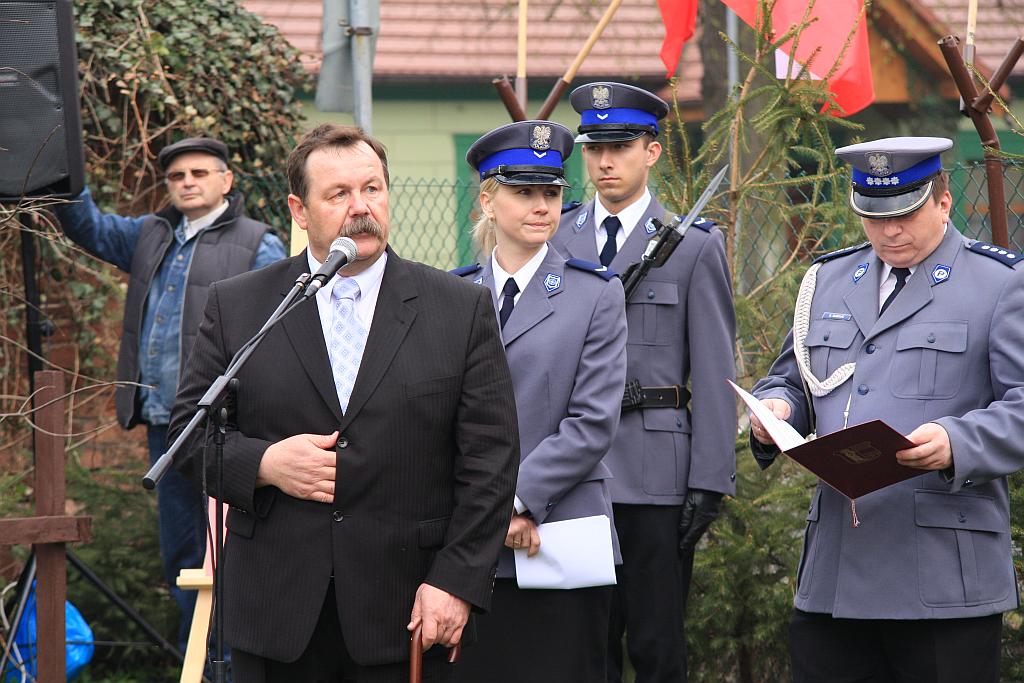 Zasadzili „Dęby Pamięci”