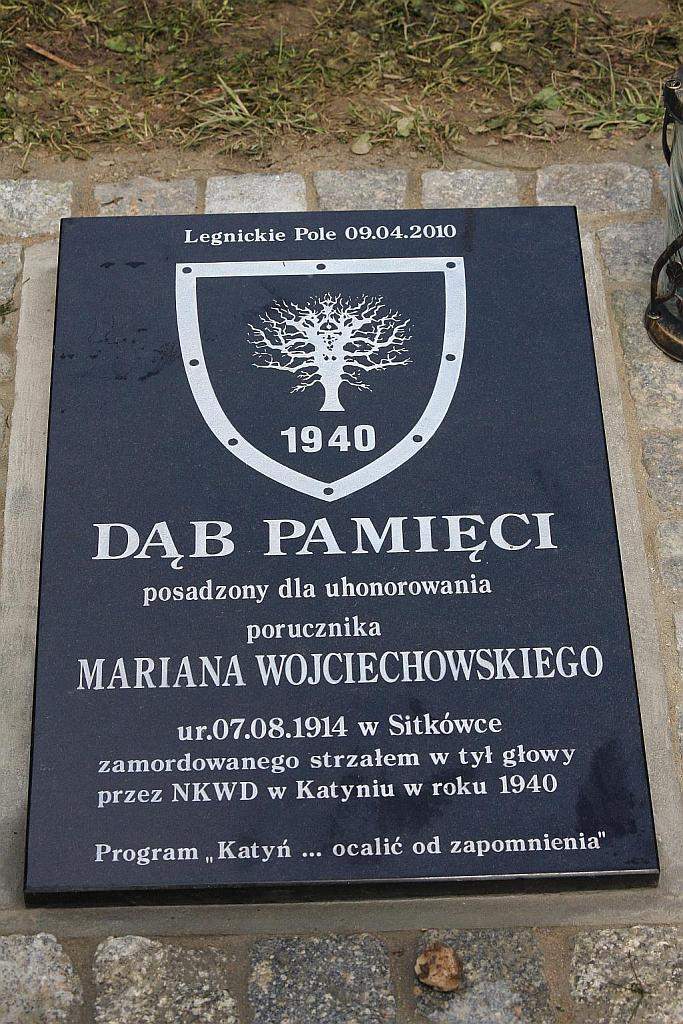 Zasadzili „Dęby Pamięci”