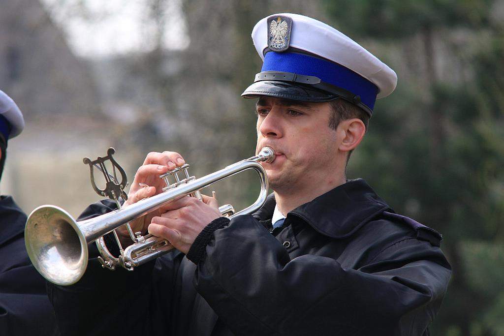 Zasadzili „Dęby Pamięci”