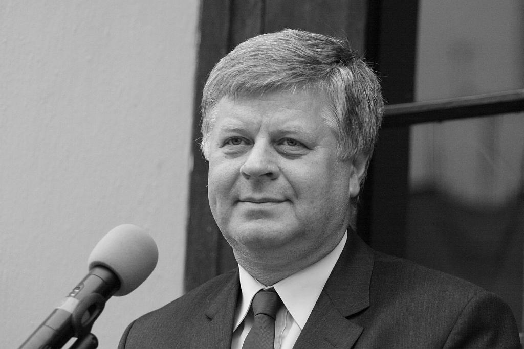 J. Szmajdziński: Polityczna ekstraklasa
