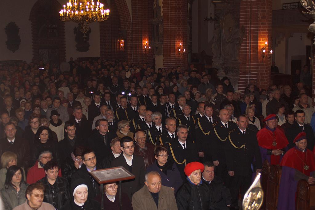 Msza żałobna w legnickiej katedrze