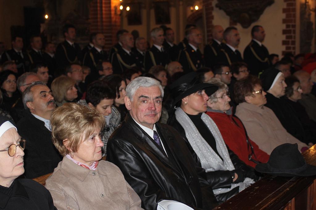 Msza żałobna w legnickiej katedrze