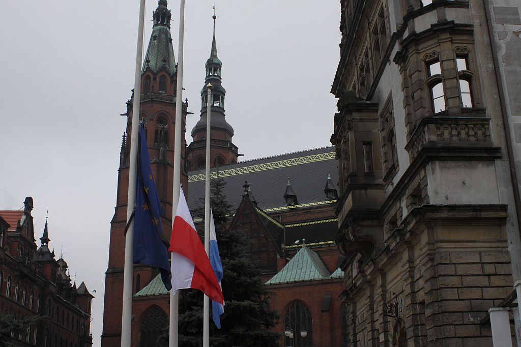 Żałoba na legnickich ulicach