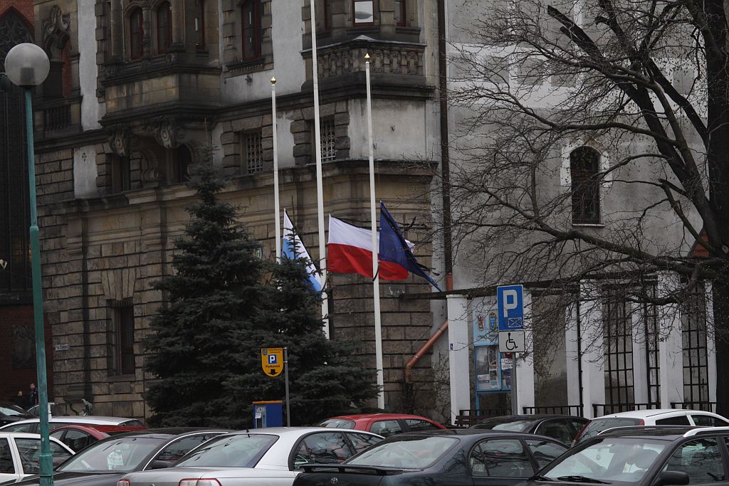Żałoba na legnickich ulicach
