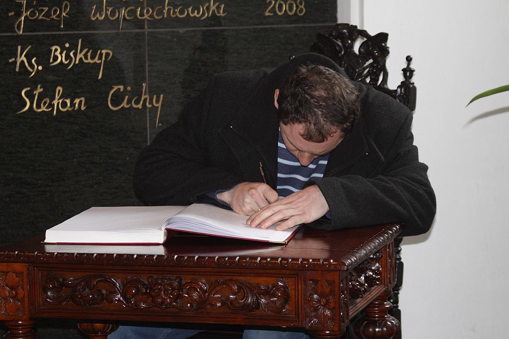 Złóż kondolencje w Ratuszu