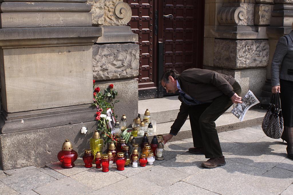 Złóż kondolencje w Ratuszu