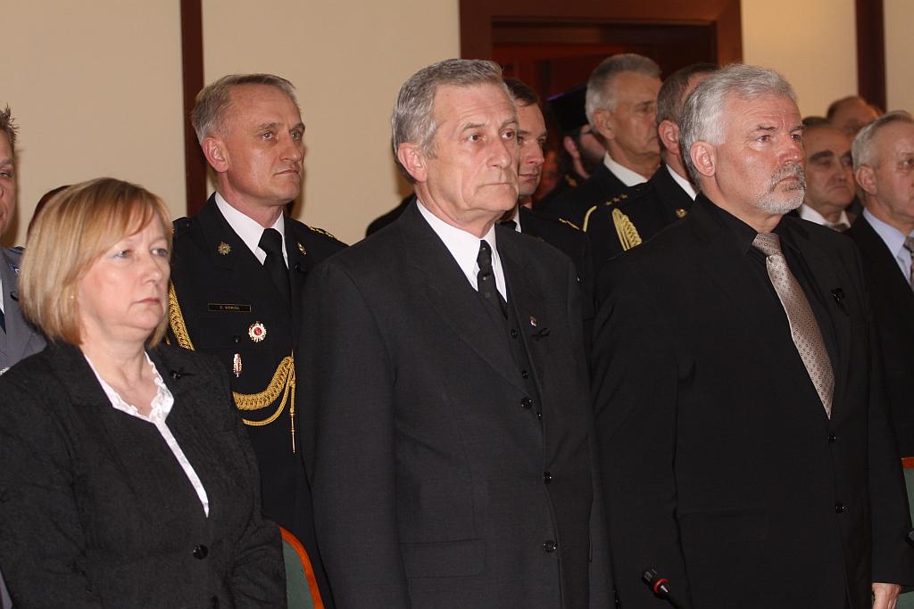 Nadzwyczajna sesja