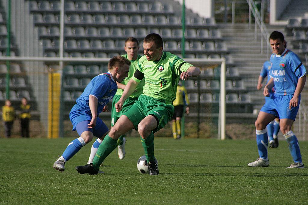 Miedź słabsza w derbach od Górnika