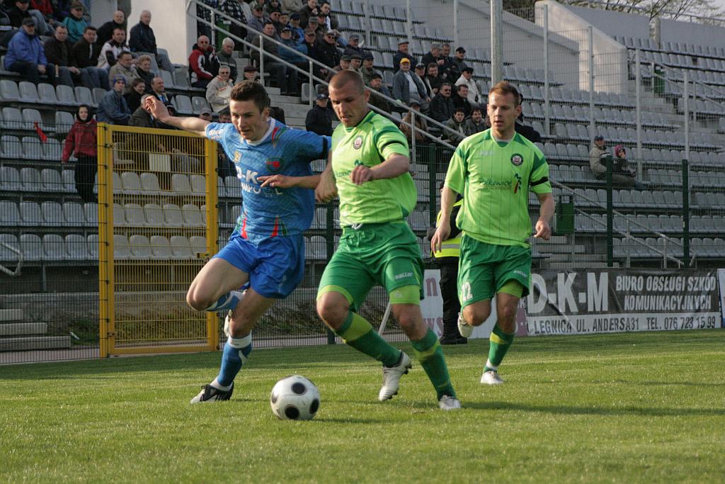 Miedź słabsza w derbach od Górnika