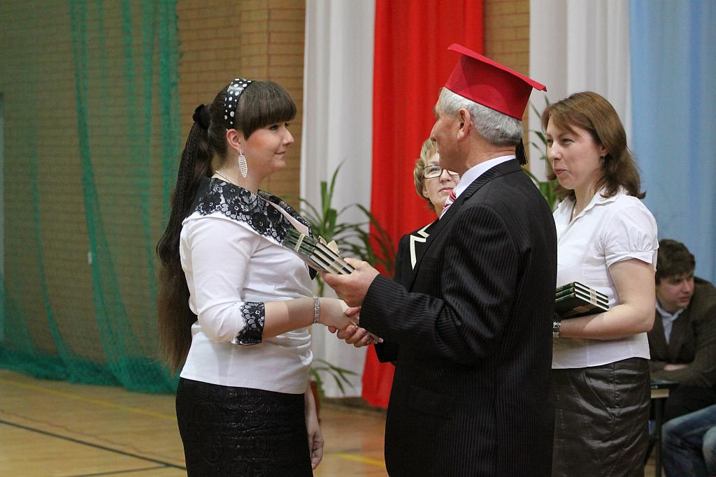 Maturzyści w V LO zakończyli naukę