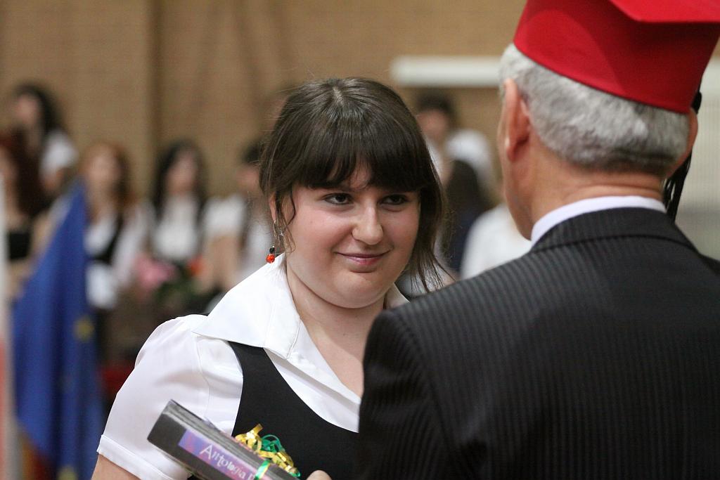 Maturzyści w V LO zakończyli naukę