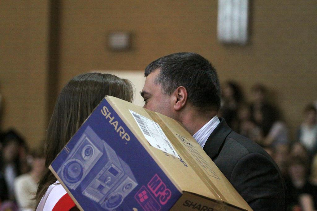 Maturzyści w V LO zakończyli naukę