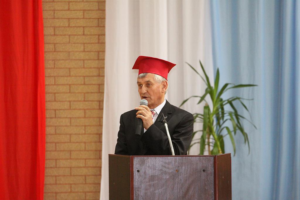 Maturzyści w V LO zakończyli naukę