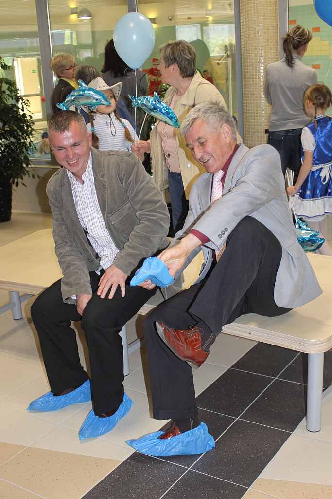 Basen “Delfinek” już otwarty