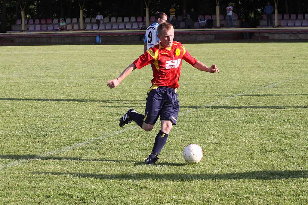Iskra - Dąb