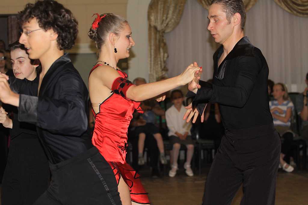 Klub Tańca Towarzyskiego „TAKT”