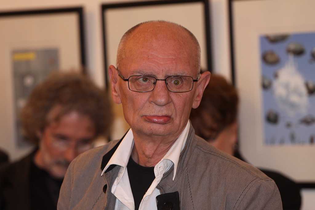 Satyrykon: wernisaże wystaw