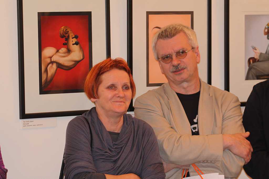 Satyrykon: wernisaże wystaw