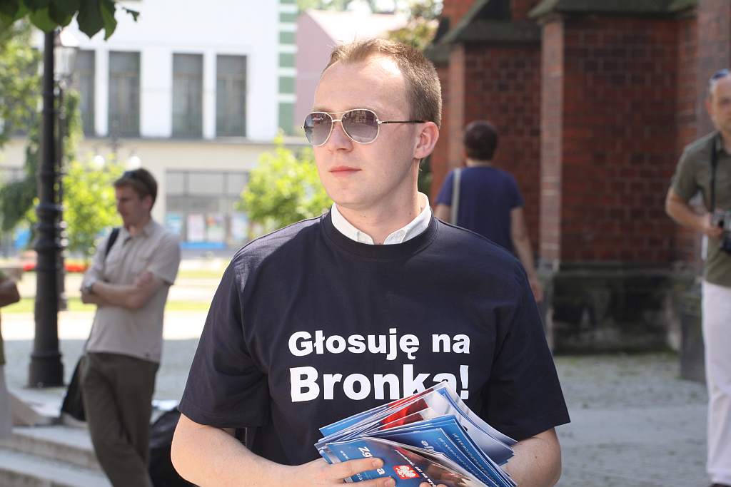 PO: Głosuję na Bronka