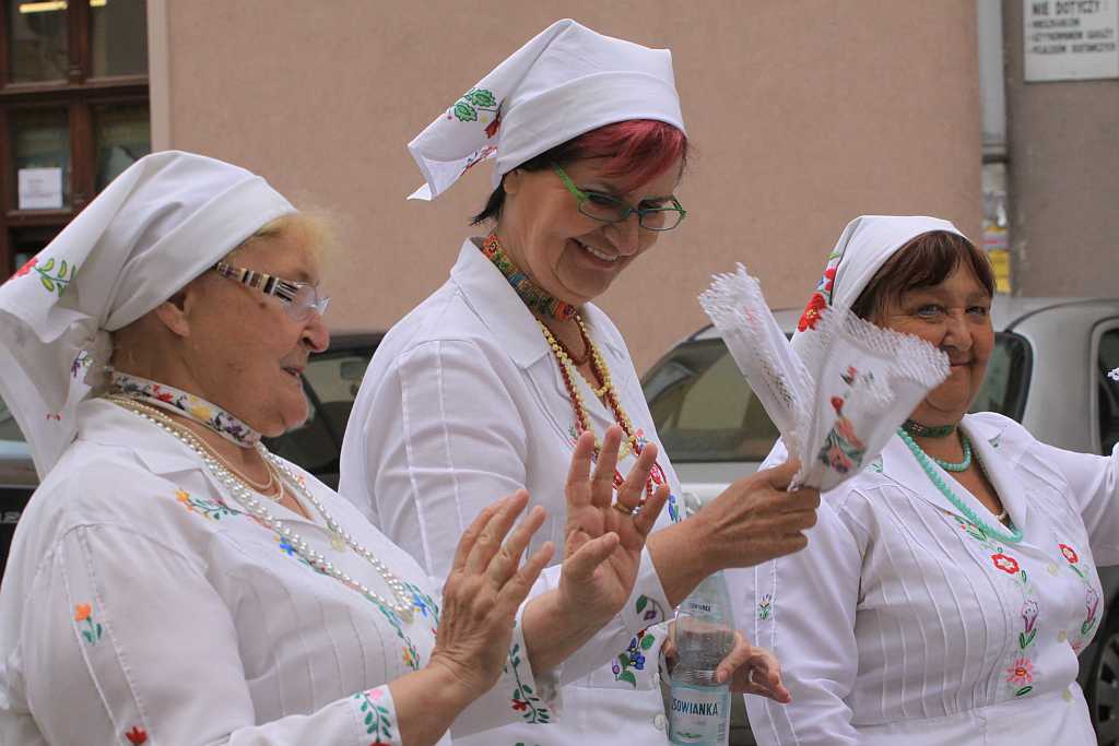 Świat pod Kyczerą - Korowód