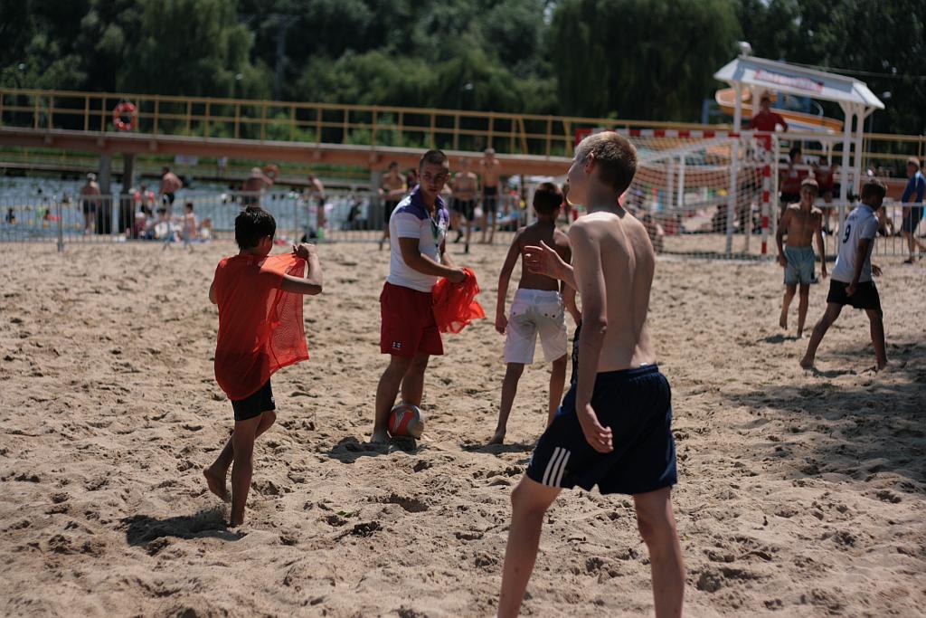 Piłka nożna plażowa na Kormoranie