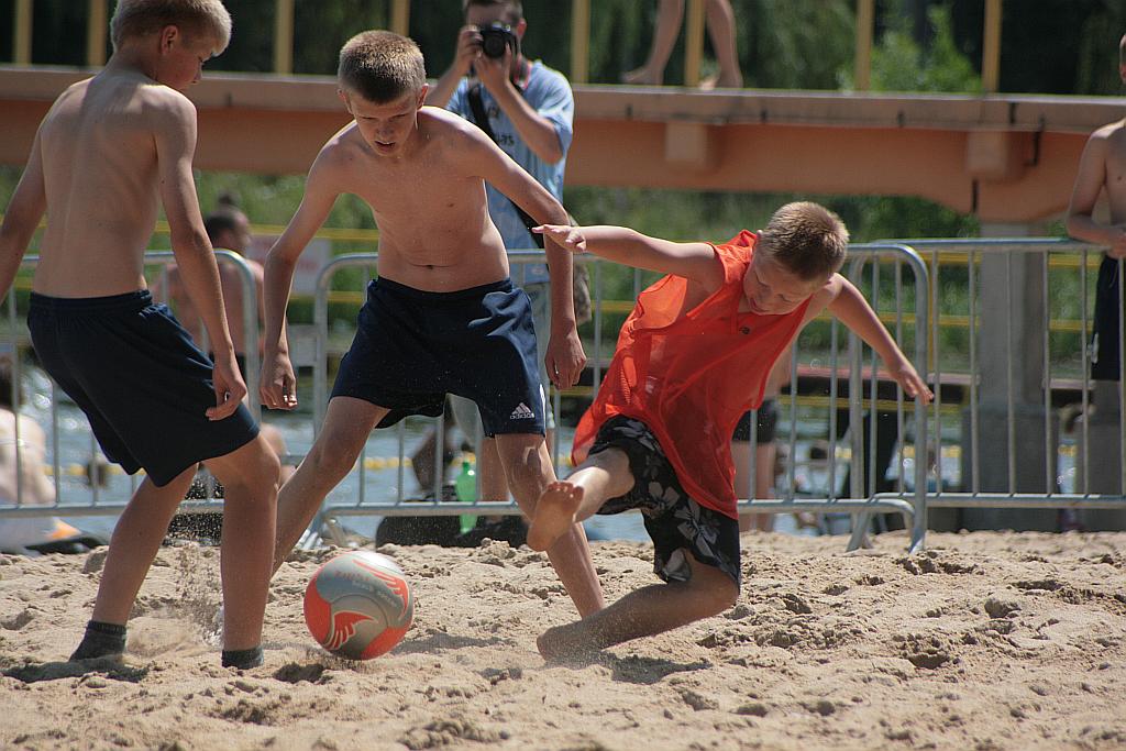 Piłka nożna plażowa na Kormoranie