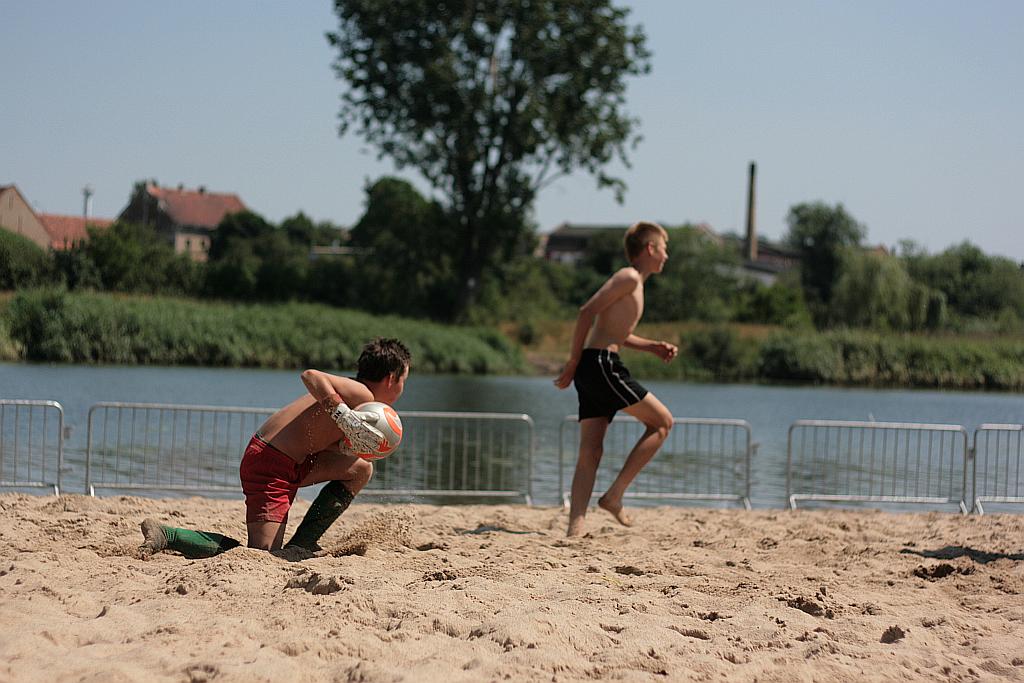Piłka nożna plażowa na Kormoranie