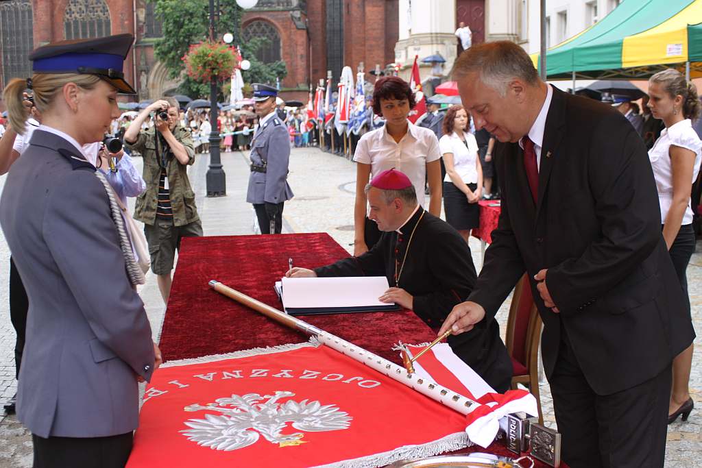 Legniccy policjanci świętowali