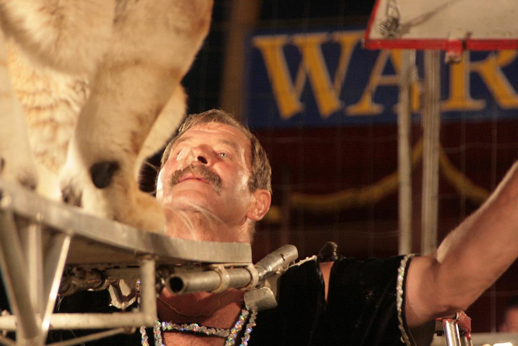 Cyrk Warszawa bawi legniczan