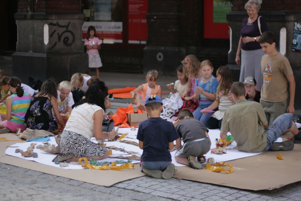Kolorowe wakacje w Galerii Sztuki cz.1