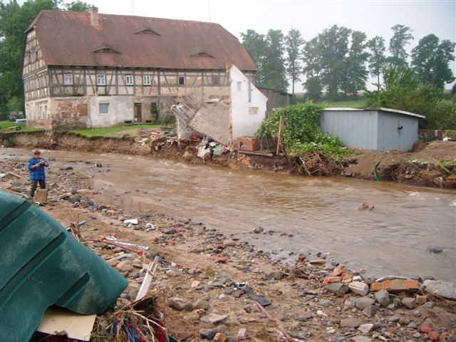 Legniccy politycy pomagają w Bogatyni