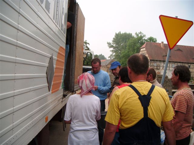 Legniccy politycy pomagają w Bogatyni