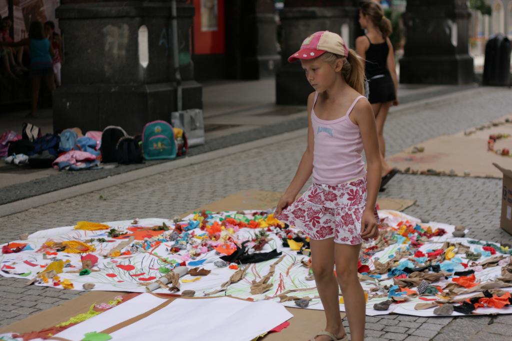 Kolorowe wakacje w Galerii Sztuki cz.2