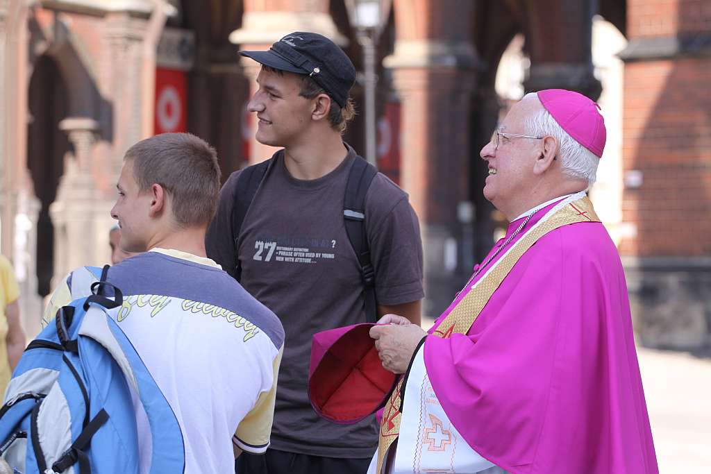 Legniccy pielgrzymi ruszyli do Krzeszowa