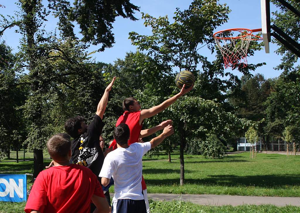 Parkowy streetball