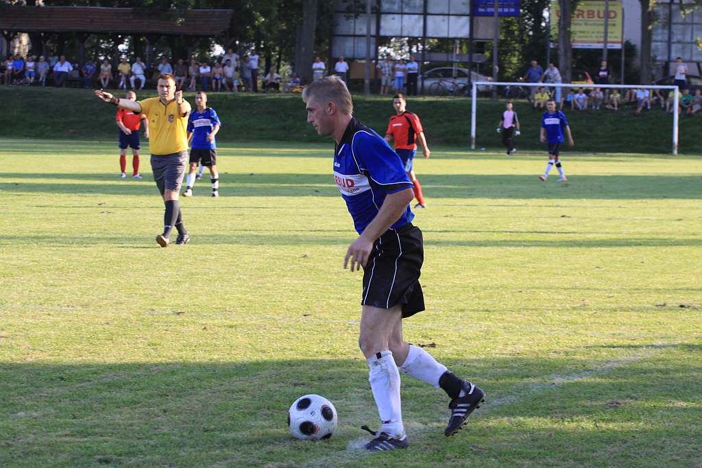 Okręgówka: Błękitni - Stal