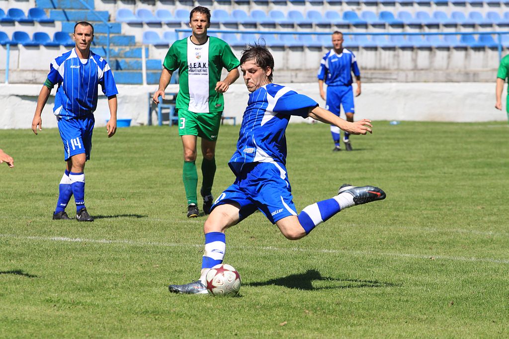 IV Liga: Konfeks - Piast