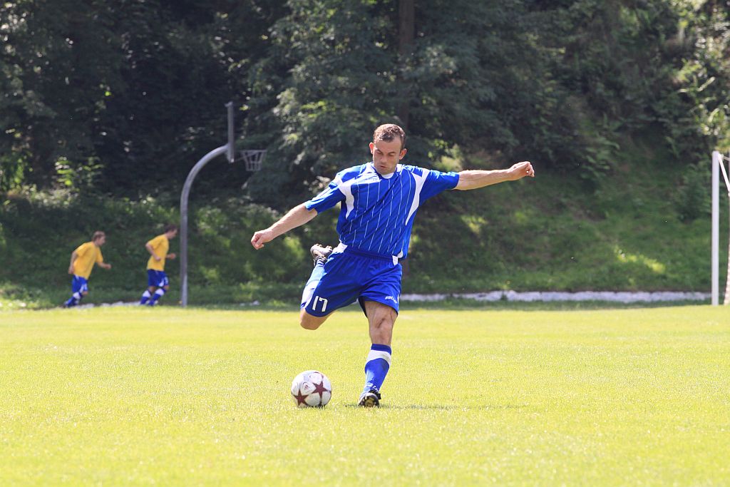 IV Liga: Konfeks - Piast
